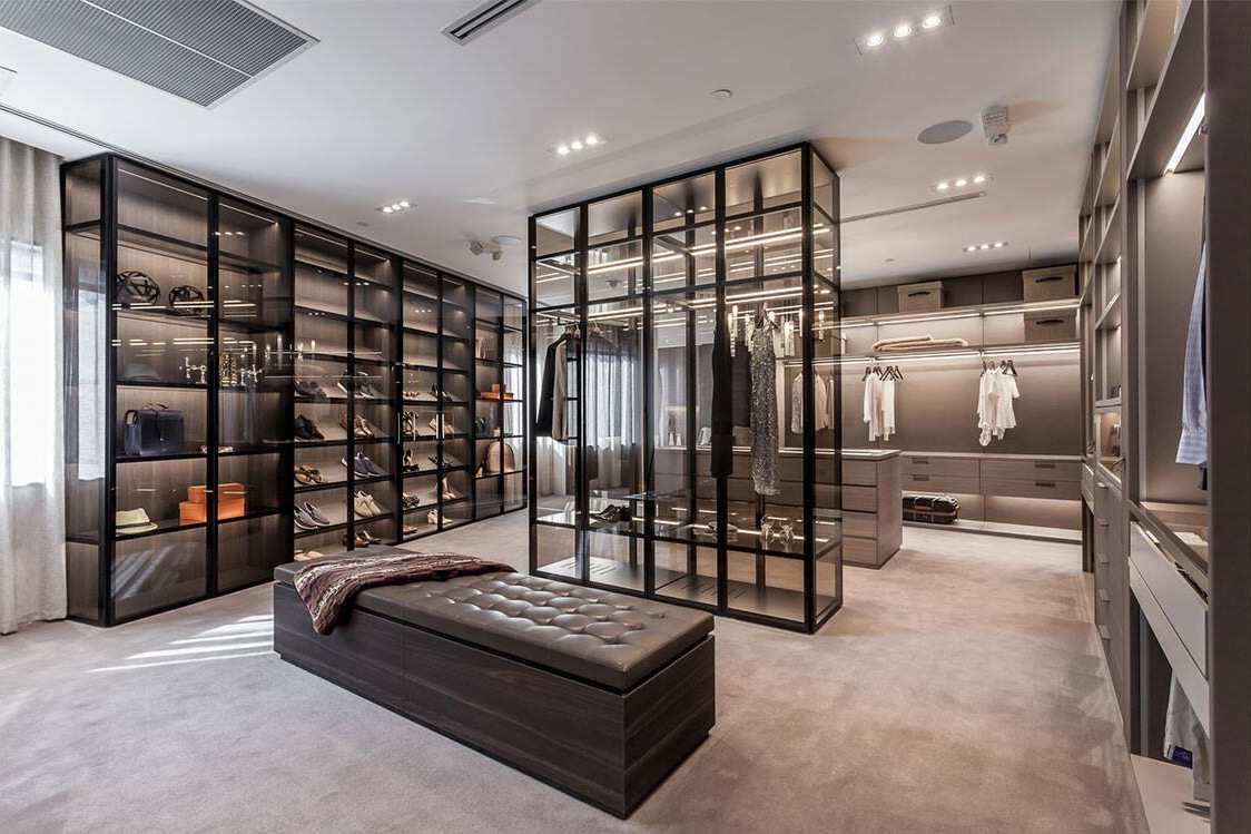 Walk in Wardrobe & Closet