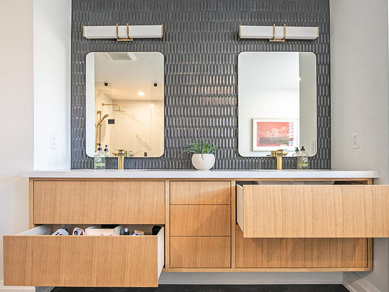 Armoire de salle de bains en bois massif de chêne blanc de style moderne avec conception de boîte de blocage de rangement