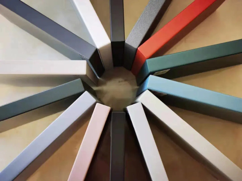 Revêtement en poudre électrostatique