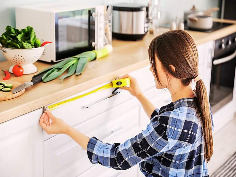 mesurer l'espace de la cuisine