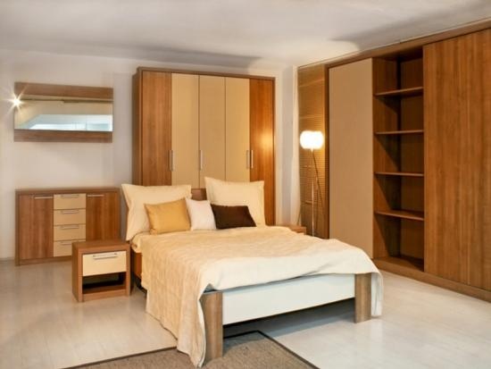 Nice Light Color Solid Wood Master Bedroom Wardrobe